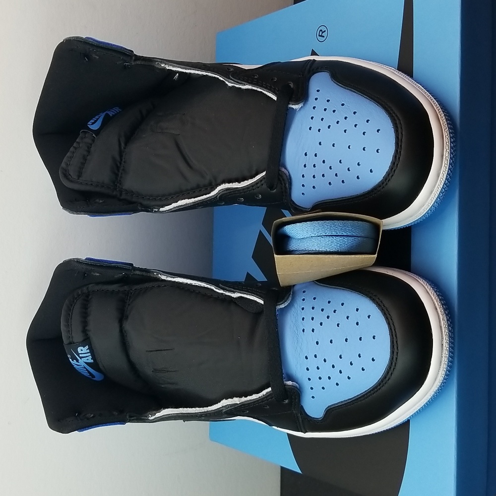 Air Jordan 1 Retro High OG "UNC TOE"